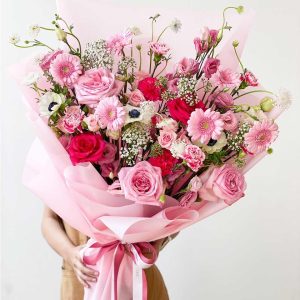 buchet roz de daruit