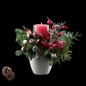 Aranjament de masă cu lumânare