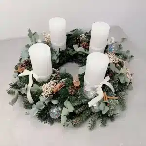 coronita advent cu brad si eucalipt