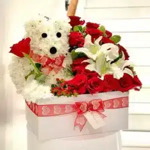 aranjamnet ursulet cu flori